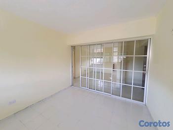 apartamentos - Se vende Apartamento en el ens. La paz de 2 dormitorio.  negociable 