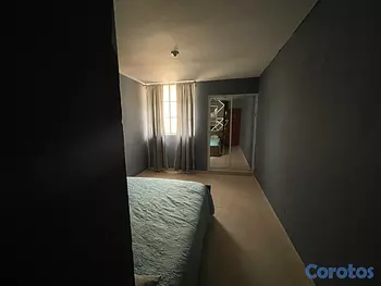 habitaciones y viviendas compartidas - Se alquila habitación para estudiante en la zona u