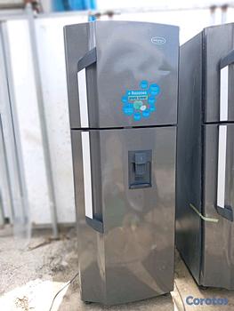 electrodomesticos - Nevera De oportunidad en buenas condiciones 