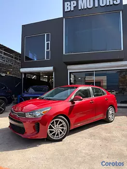 carros - Kia Rio S 2020 
Clean Car fax 