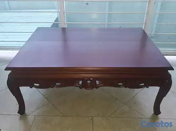 muebles y colchones - Mesa de centro grande y dos mesas laterales en CAOBA