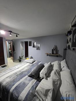 muebles y colchones - Vendo cama Queen con espaldar Memory Foam