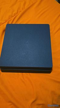 consolas y videojuegos - Playstation 4 slim nueva usada