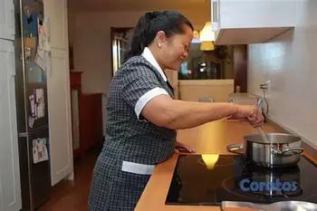 empleos disponibles - Se busca Domestica con dormida en Santiago.