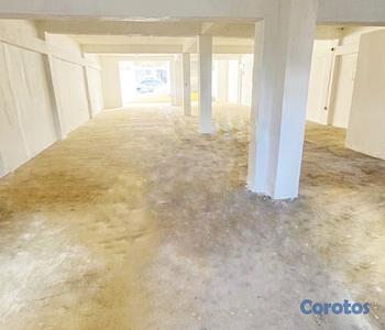 oficinas y locales comerciales - se alquila local 