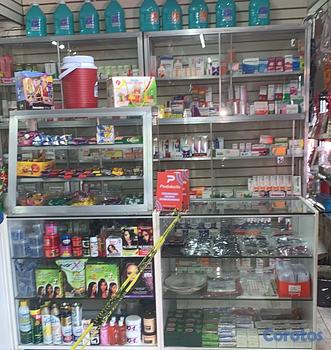 articulos de oficina - vendo vitrina para Farmacia a buen precio en perfectas condiciones 