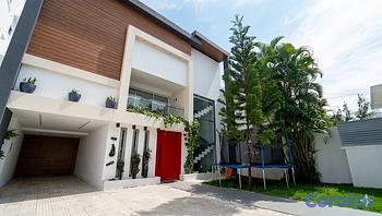 casas - vendo casa de lujo Arroyo hondo viejo 5 habitaciones con baño marquesina 