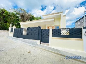 casas - Maravillosa casa moderna lista para mudarse en un lugar tranquilo 