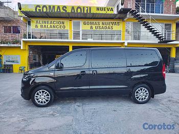 jeepetas y camionetas - HYUNDAI GRAND STAREX 2020 RECIEN IMPORTADA ESTA NU