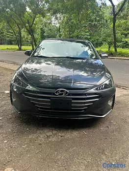 carros - Se vende carro recién importado