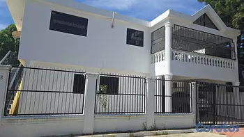 casas - Casa de dos niveles en el Embrujo I