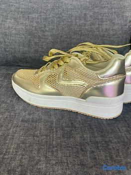 zapatos para mujer - Tennis Dorados Size 9