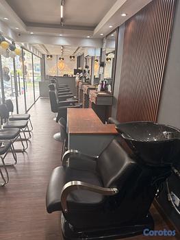 empleos disponibles - Barberos con experiencia en máquinas y tijeras 