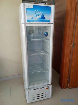 equipos profesionales - Vendo Refrigerador exhibidor Midea Negociable. 250