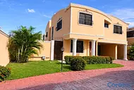 apartamentos - Plaza Comercial y Residencial en Venta