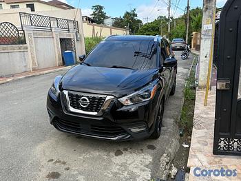 jeepetas y camionetas - Nissan Kicks SR 2020 Negra