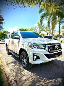 jeepetas y camionetas - Hilux 2020