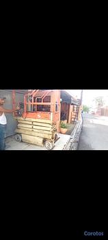 otros vehiculos - esto es un vehículo Pesado un elevador j l G de 19 pies