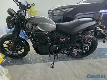 motores y pasolas - Motocicleta Royal Enfield, Hunter 350. Casi nueva