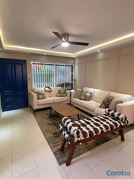 casas - Se vendé casa totalmente remodelanda en quisqueya