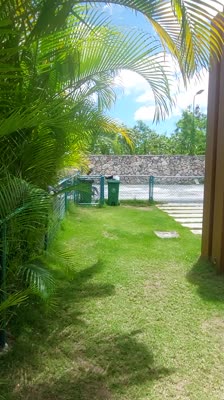 De Oportunidad- Casa de 3 Hab, 3 Baños con Jacuzzi y Patio